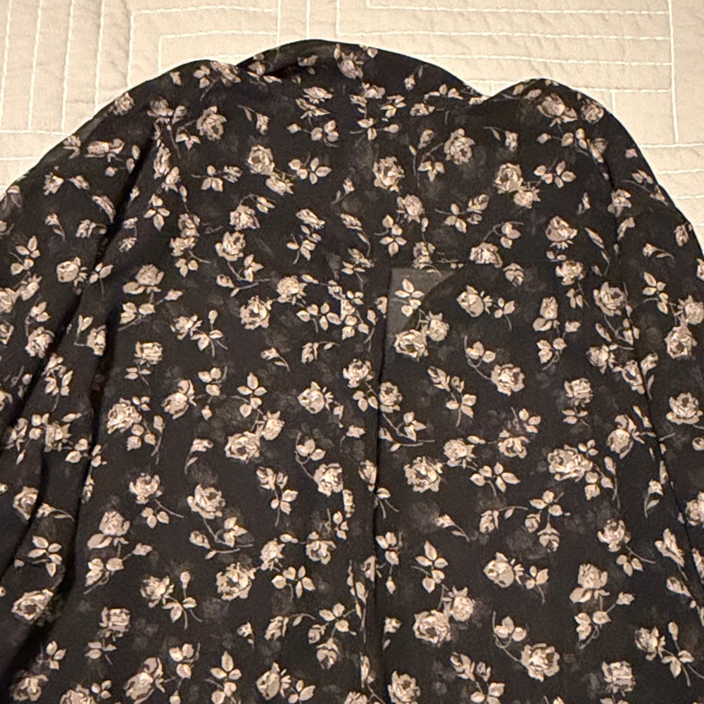 Gap Black Floral Button Down Pullover Blouse/Shirt - image 5
